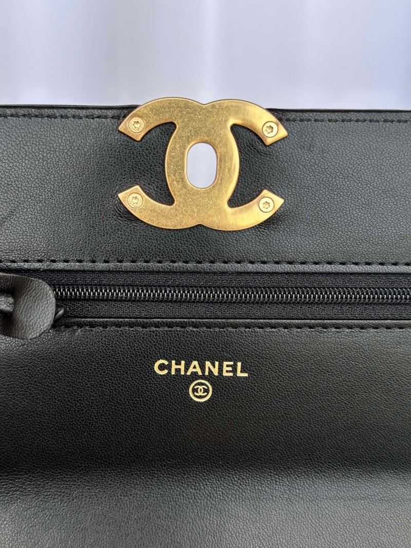 Chanel 19 Bags